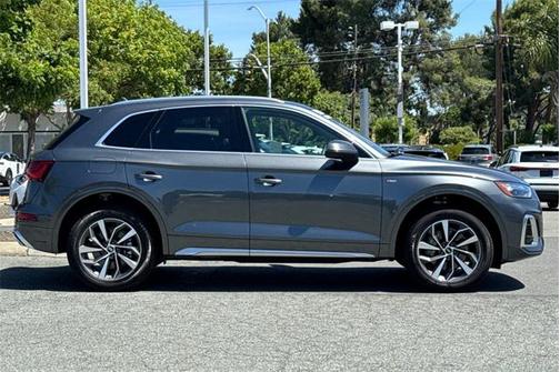 2024 Audi Q5 Premium Plus 45 TFSI S line quattro