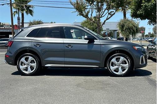 2025 Audi Q5 Premium Plus 45 TFSI S line quattro S tronic