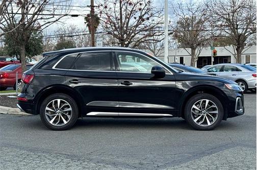 2023 Audi Q5 Prestige 45 TFSI S line quattro S tronic