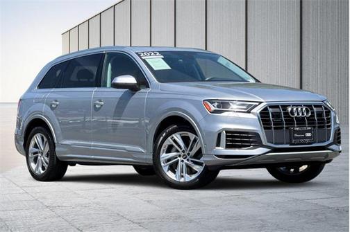 2022 Audi Q7 Premium Plus 55 TFSI quattro Tiptronic