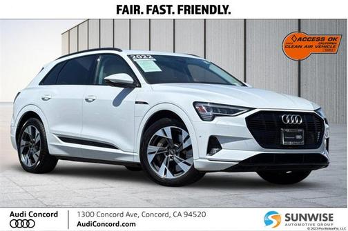 2022 Audi e-tron Premium quattro