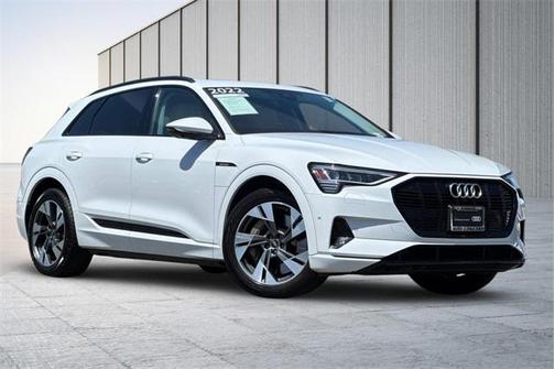 2022 Audi e-tron Premium quattro