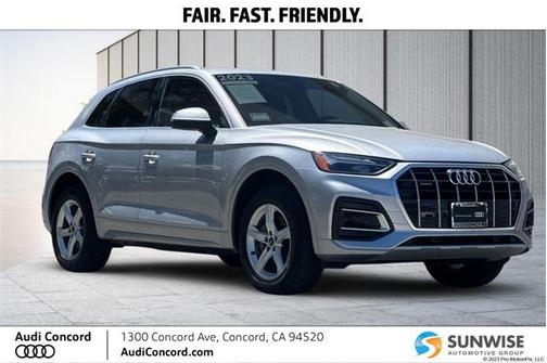 2023 Audi Q5 Premium 40 TFSI quattro S tronic