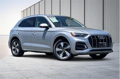 2022 Audi Q5 Premium Plus 40 TFSI quattro S tronic