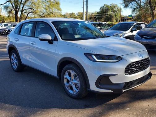 2025 Honda HR-V LX