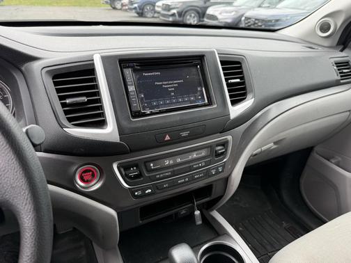 2017 Honda Pilot LX
