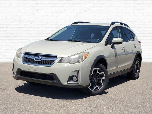 Desert Khaki 2016 Subaru Crosstrek 2.0i Premium