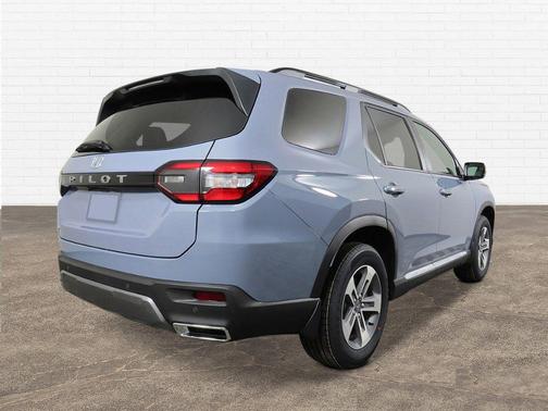 Sonic Gray Pearl 2026 Honda Pilot EX-L