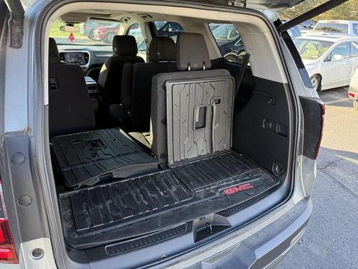 2023 GMC Acadia AWD SLE