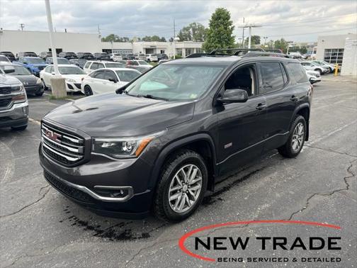 2017 GMC Acadia SLE-2