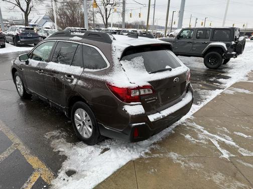 2019 Subaru Outback 2.5i Premium