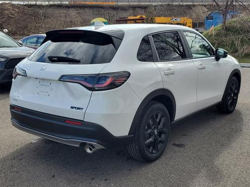 2025 Honda HR-V AWD Sport