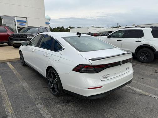 2023 Honda Accord Hybrid Base
