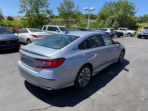 Lunar Silver Metallic 2018 Honda Accord Hybrid EX