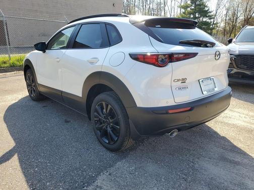 Snowflake White Pearl Mica 2026 Mazda CX-30 2.5 Turbo