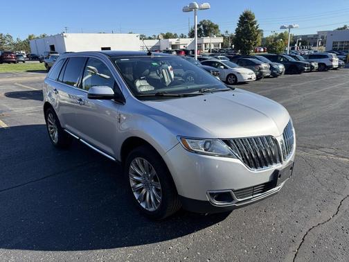 2012 Lincoln MKX Base