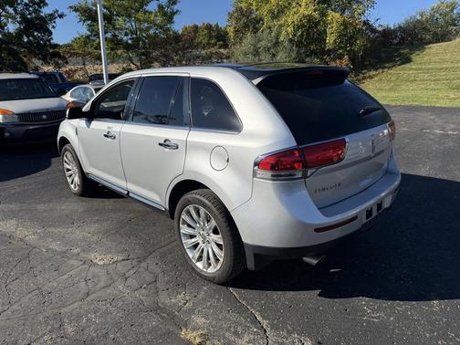 2012 Lincoln MKX Base