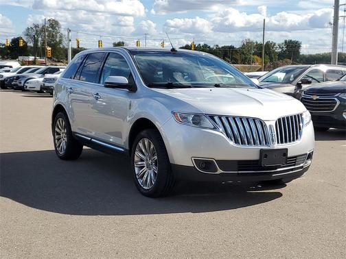 2012 Lincoln MKX Base