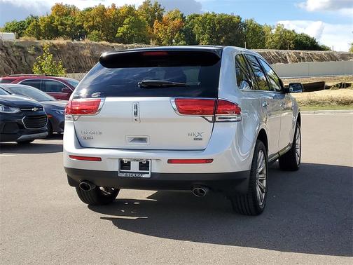 2012 Lincoln MKX Base