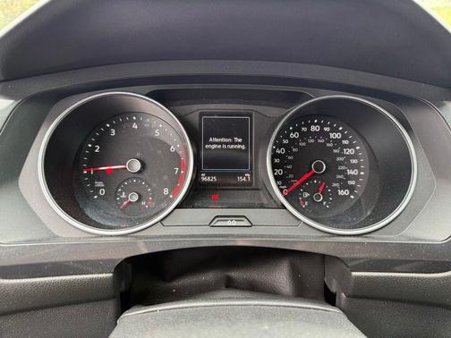 Deep Black Pearl 2020 Volkswagen Tiguan 2.0T S