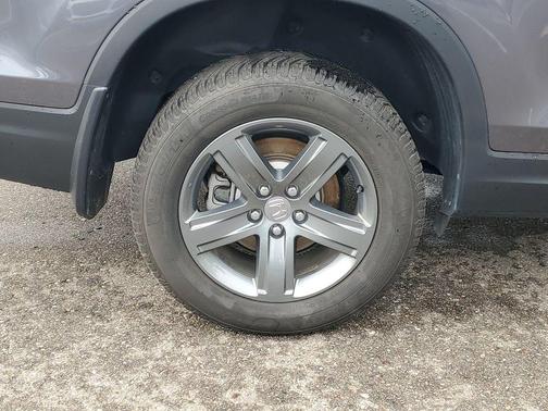 Modern Steel Metallic 2023 Honda Ridgeline RTL