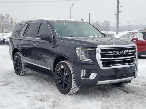 2023 GMC Yukon SLT