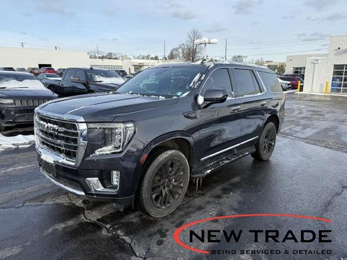 2023 GMC Yukon SLT