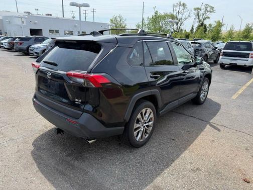 Midnight Black Metallic 2019 Toyota RAV4 XLE Premium