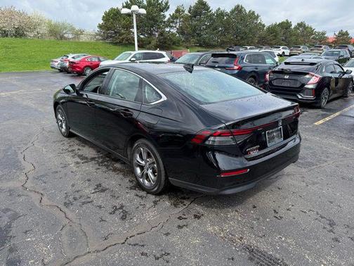 Crystal Black Pearl 2023 Honda Accord EX