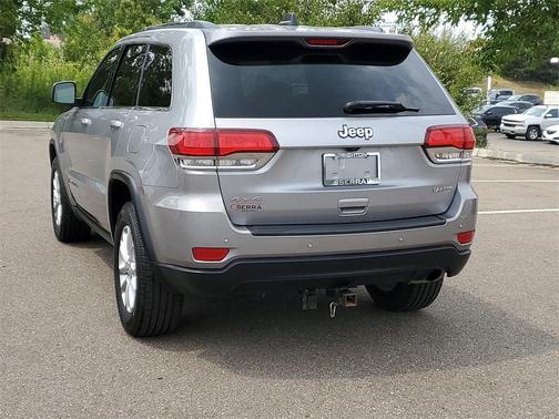 2021 Jeep Grand Cherokee Laredo