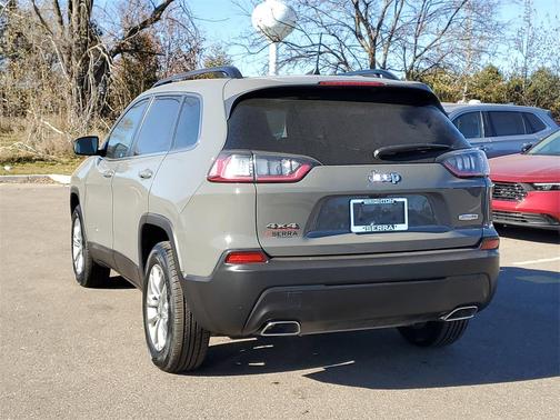 2022 Jeep Cherokee Latitude Lux