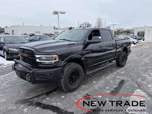 2019 RAM 2500 Laramie Crew Cab 4x4 6'4' Box