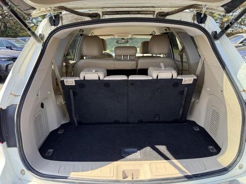 2017 Nissan Pathfinder SL