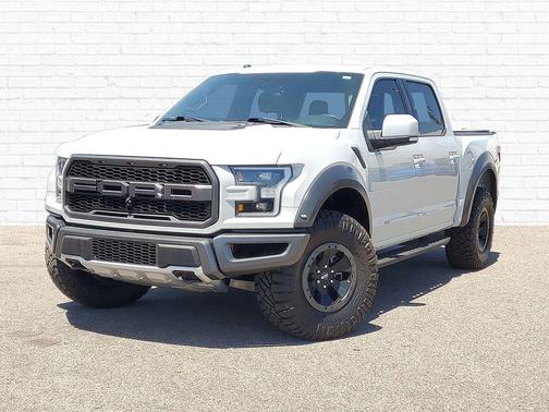 Ruby Red Metallic Tinted Clearcoat 2017 Ford F-150 Raptor