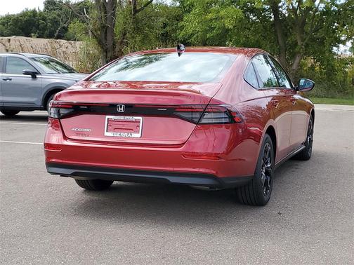 2025 Honda Accord Sport SE 1.5T