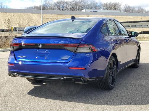 2023 Honda Accord Hybrid Sport-L