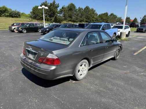 2003 Toyota Avalon XLS