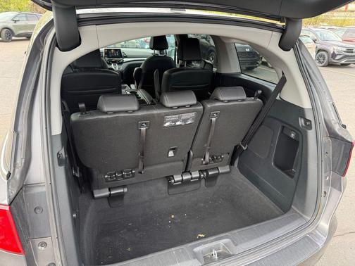 Modern Steel Metallic 2023 Honda Odyssey EX-L