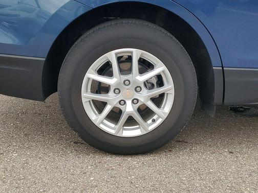 Lakeshore Blue Metallic 2024 Chevrolet Equinox 1LT