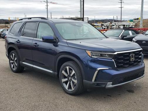 2025 Honda Pilot Touring 8-Passenger
