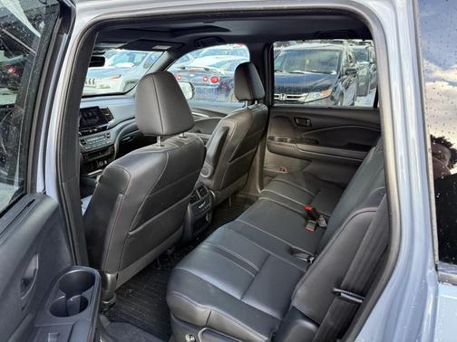 2022 Honda Pilot AWD TrailSport