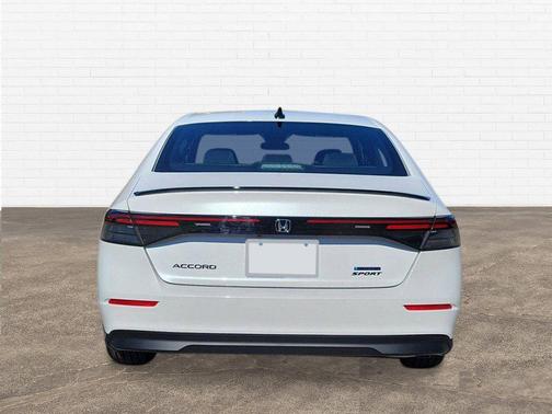 Platinum White Pearl 2026 Honda Accord Hybrid Sport