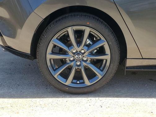 Machine Gray Metallic 2026 Mazda Mazda3 FWD w/Preferred Package