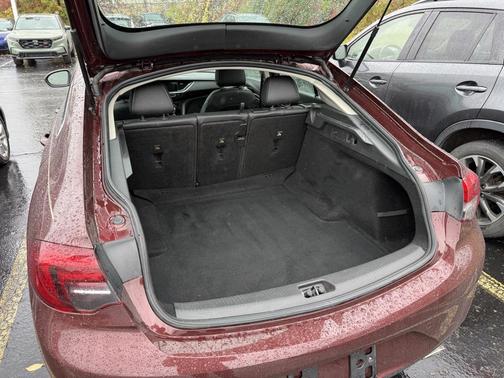 2018 Buick Regal Sportback Essence