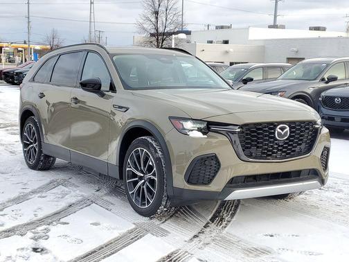 2025 Mazda CX-70 PHEV Premium Package