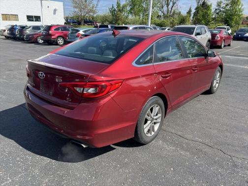 2016 Hyundai SONATA SE