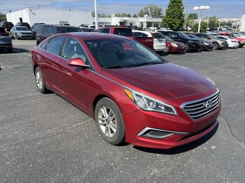 2016 Hyundai SONATA SE