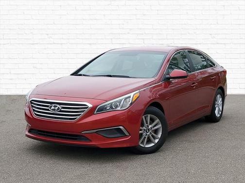 2016 Hyundai SONATA SE