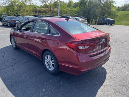 2016 Hyundai SONATA SE