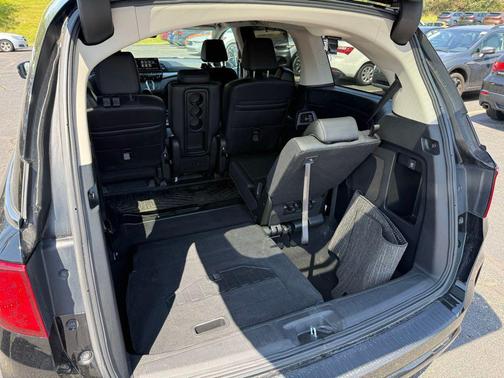 Crystal Black Pearl 2025 Honda Odyssey EX-L